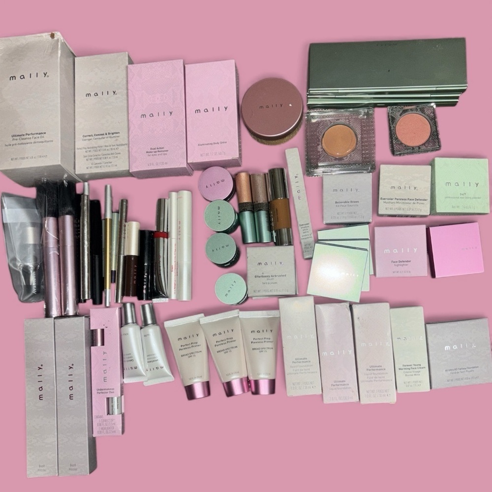 Mally Beauty Beauty Makeup Collection - 60 pieces